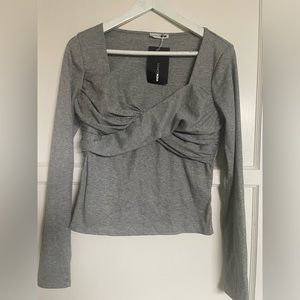 Fashion Nova long sleeve grey top.